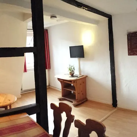 호텔 Fachwerk-hotel Eisenbart 3*