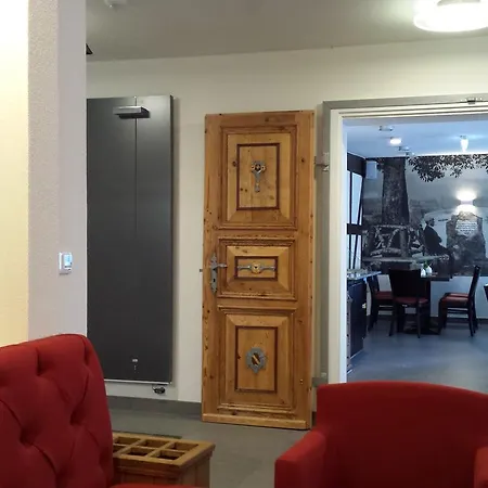 מלון Fachwerk-hotel Eisenbart Hannoversch Münden