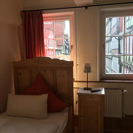 מלון Fachwerk-hotel Eisenbart Hannoversch Münden