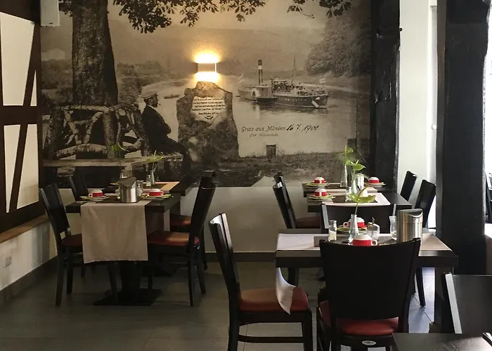 Fachwerk-hotel Eisenbart 3*