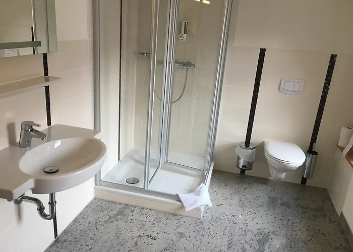 Fachwerk-hotel Eisenbart Hotel 3*