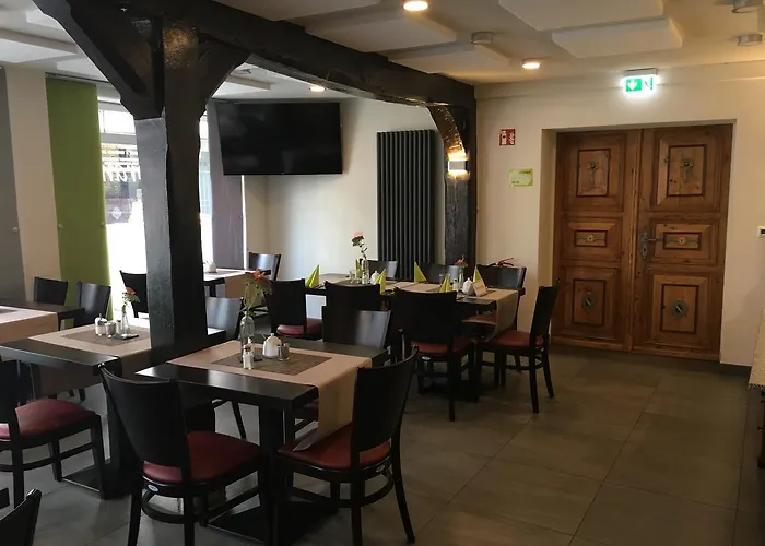 Fachwerk-hotel Eisenbart Hotel 3*